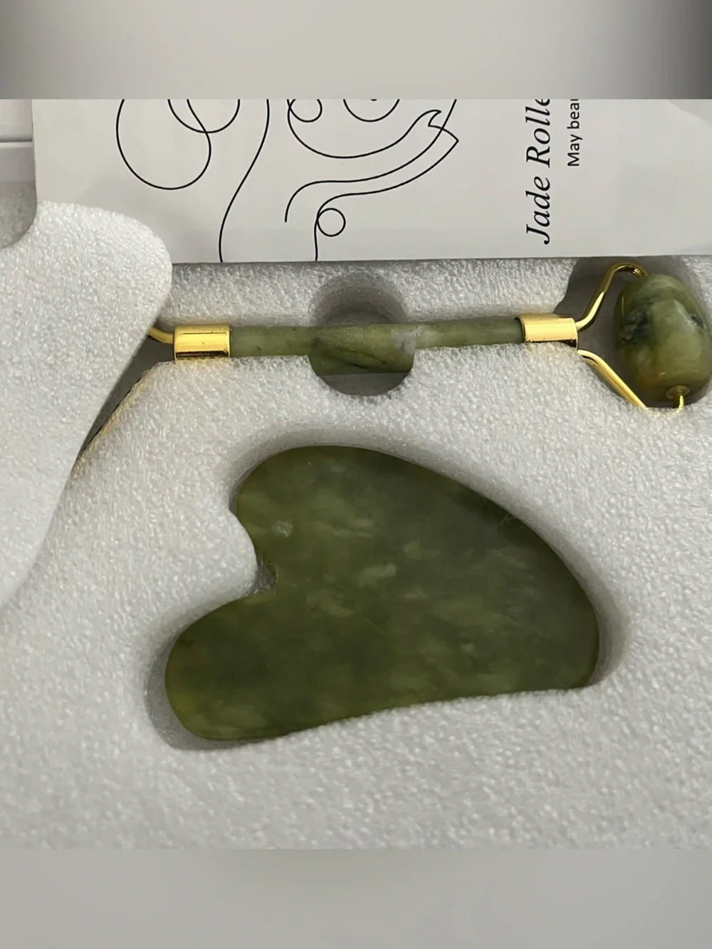 NWT Jade Gua Sha Roller & Stone - never usedwww - skincare tool